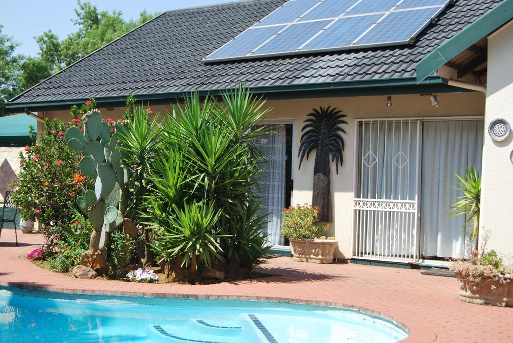 Sleep Eezy Cottages Benoni Exterior foto